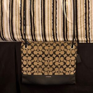 💥NI💥 Coach Black and Brown Crossbody Bag